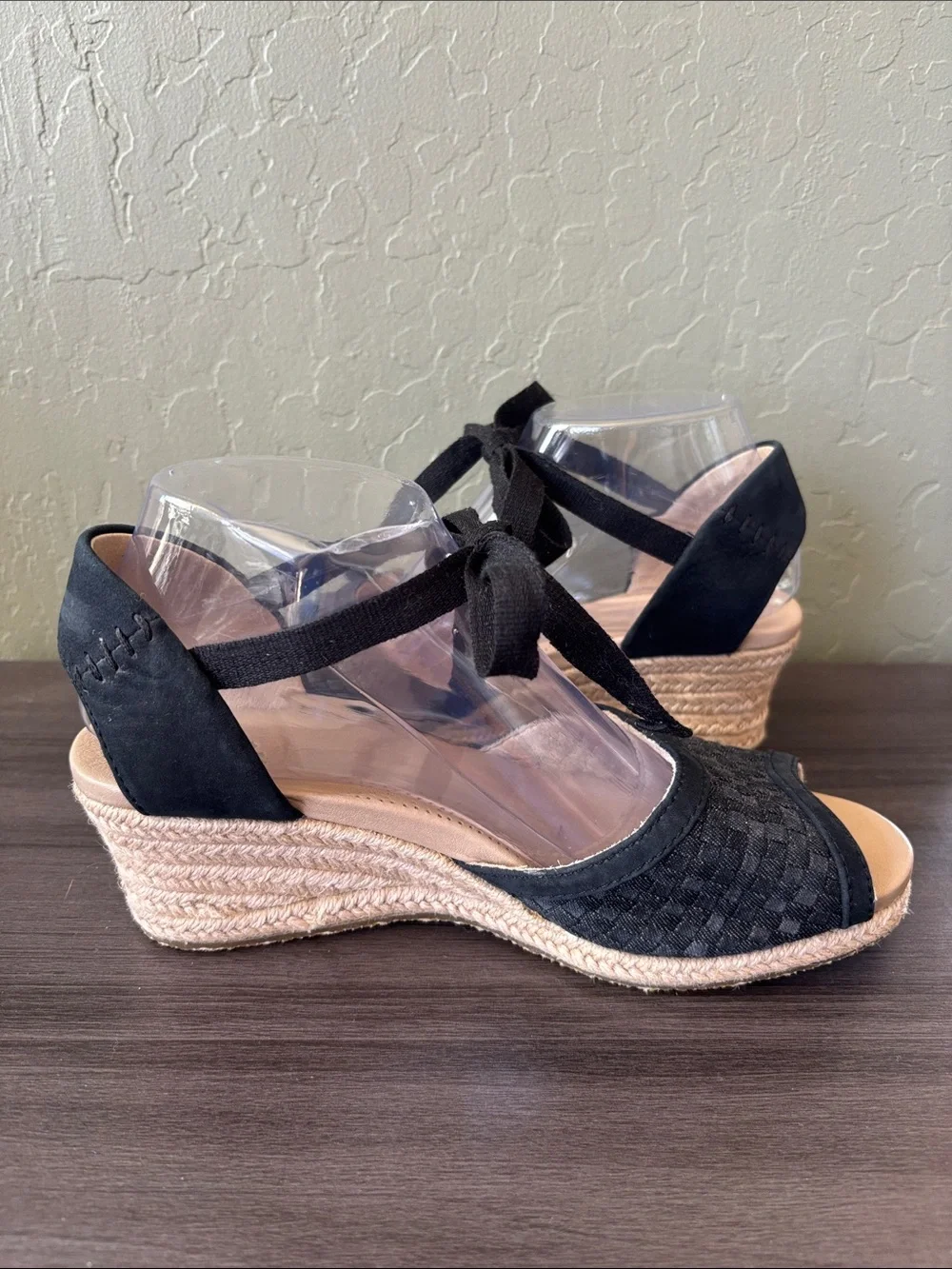 UGG Delmar‎ Black Espadrille Woven Jute Wedge Ankle Tie Sandal Size 8